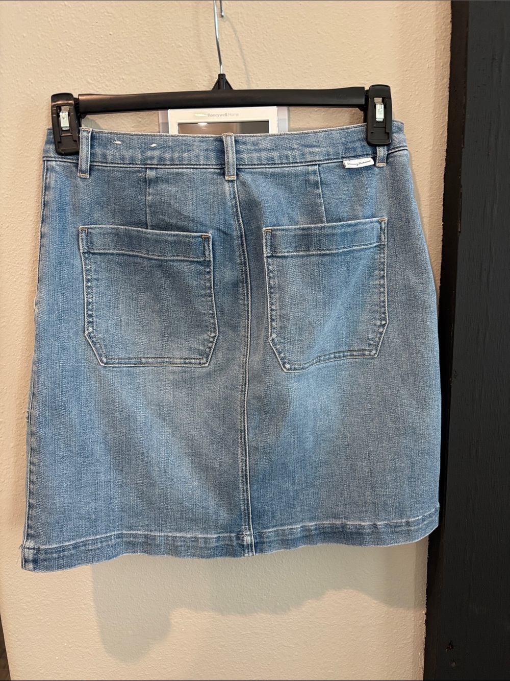 Tommy Bahama Light Blue Denim Mini Skirt - Picture 2 of 2